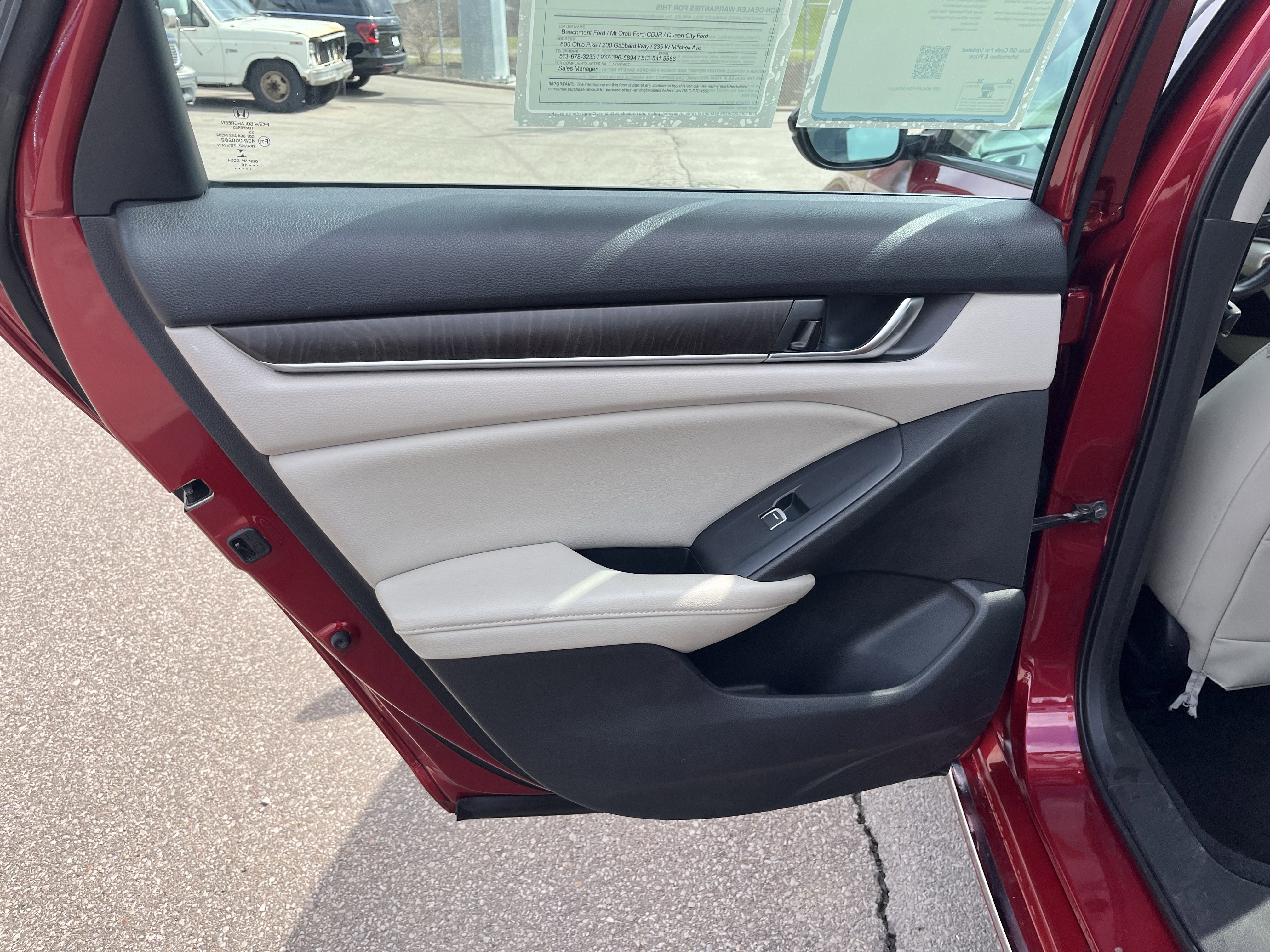 Used 2018 Honda Accord EX-L image 32