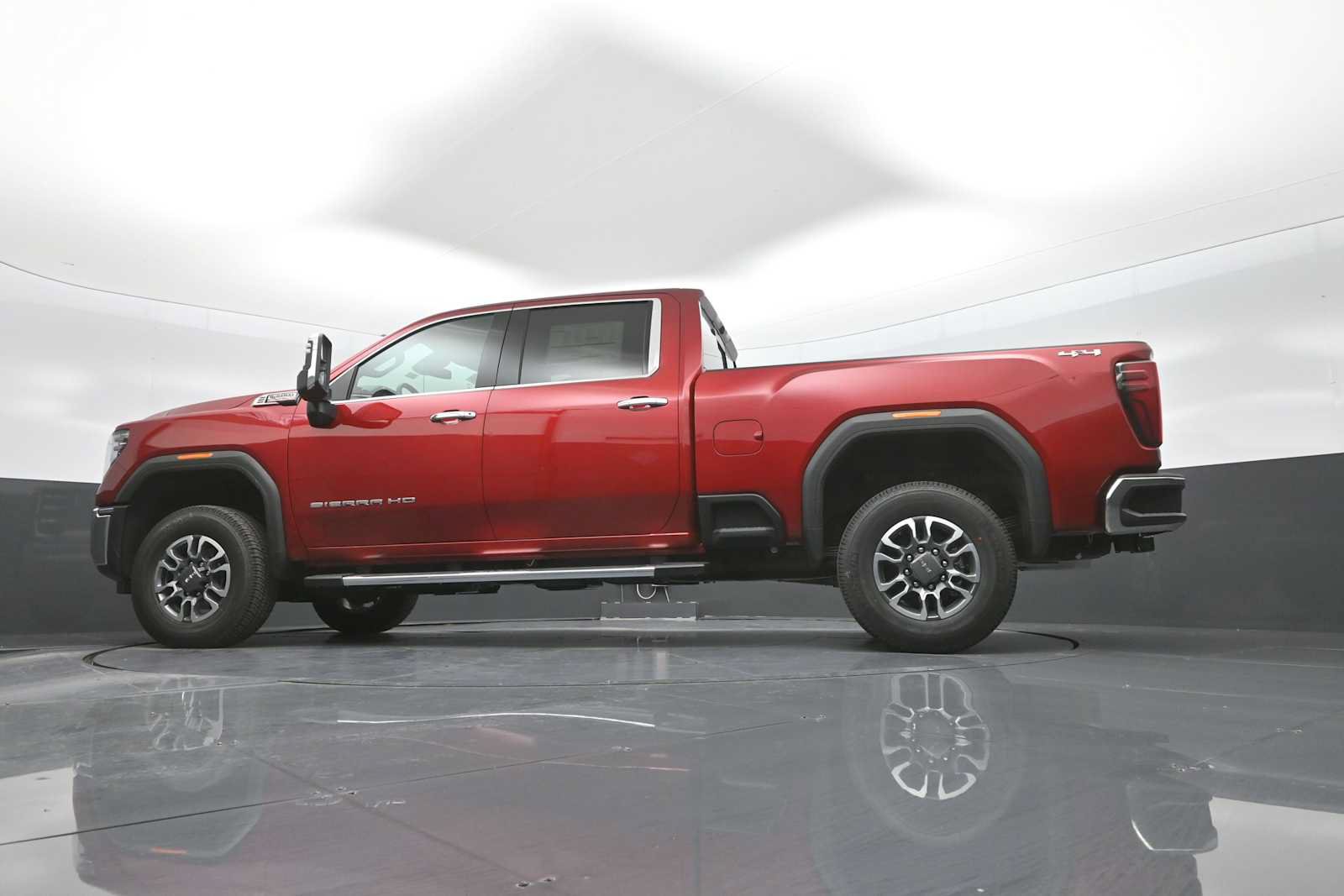 New 2026 GMC Sierra 2500 SLT w/ SLT Premium Package AWD/4WD image 34