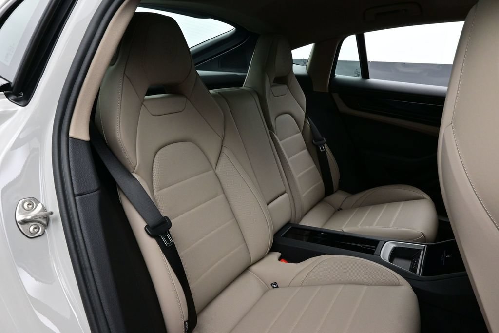 New 2026 Porsche Panamera 4 AWD/4WD image 16