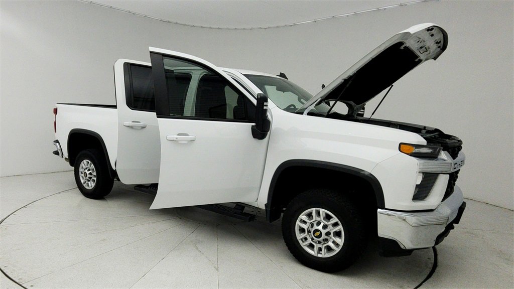 Used 2022 Chevrolet Silverado 2500 LT w/ Convenience Package image 13
