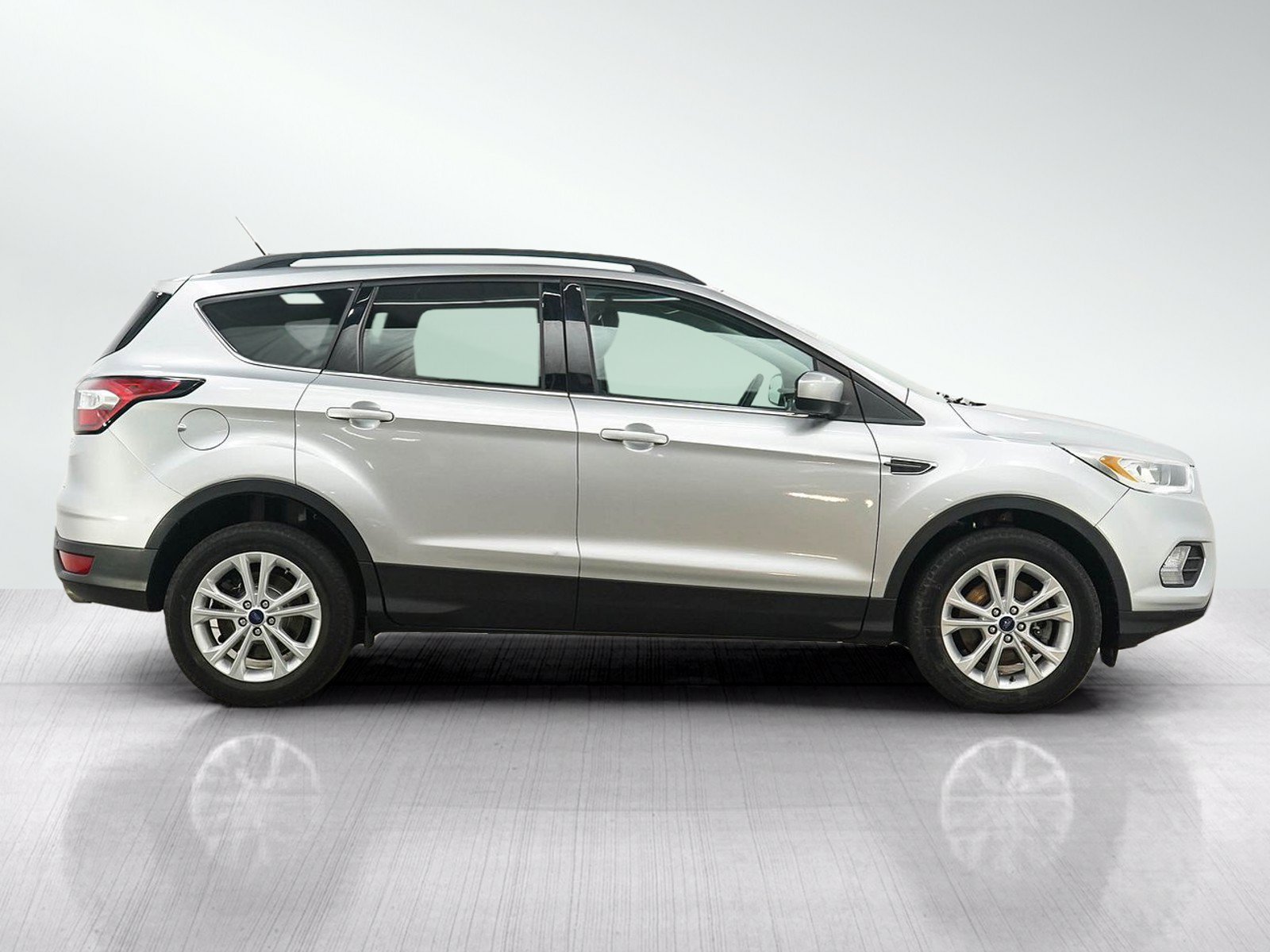 Used 2018 Ford Escape SEL AWD/4WD image 6