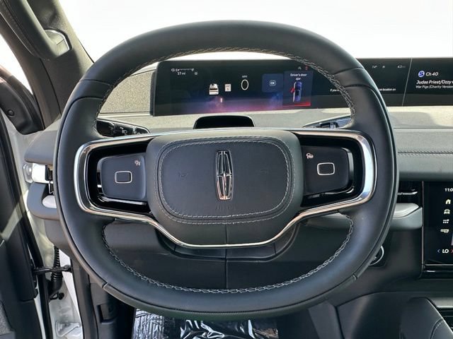 New 2027 Lincoln Navigator Reserve w/ Jet Appearance Package AWD/4WD image 8