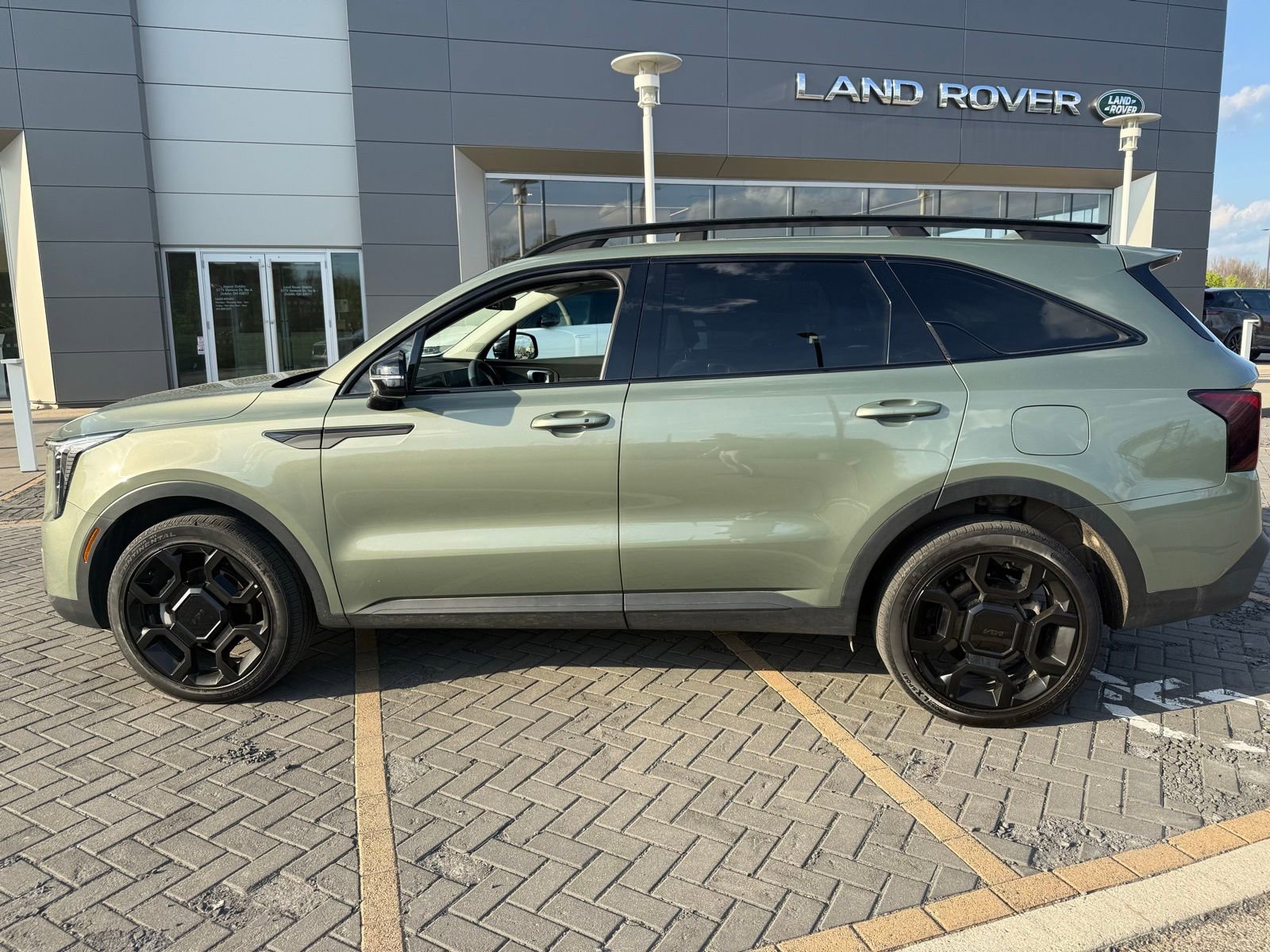 Used 2025 Kia Sorento X-Line EX image 8