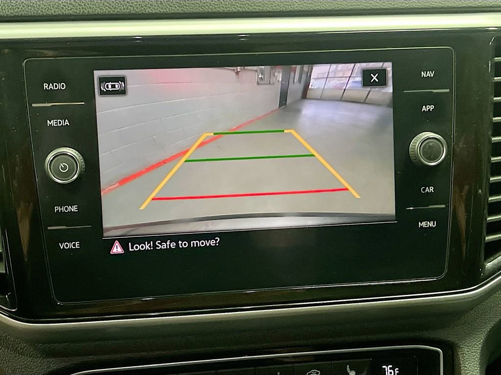 Used 2022 Volkswagen Atlas SEL R-Line image 14