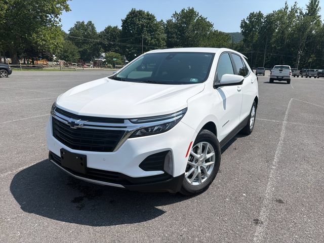 Used 2024 Chevrolet Equinox LT w/ LPO, Floor Liner Package AWD/4WD image 1