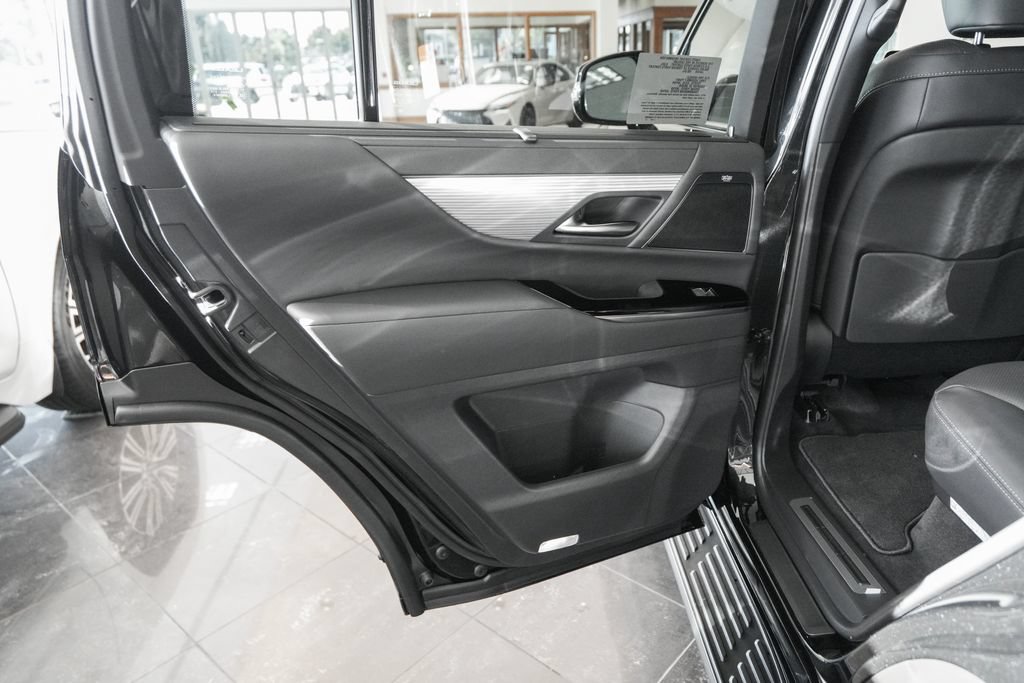 New 2026 Lexus LX 700h F Sport AWD/4WD image 9