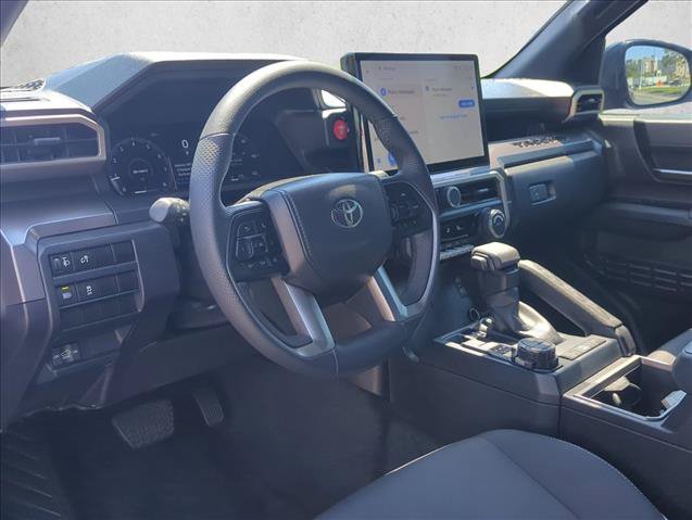 Certified 2025 Toyota Tacoma TRD Off-Road AWD/4WD image 9