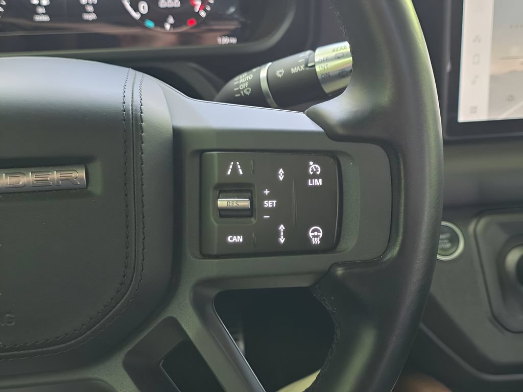 Used 2020 Land Rover Defender 110 X AWD/4WD image 19