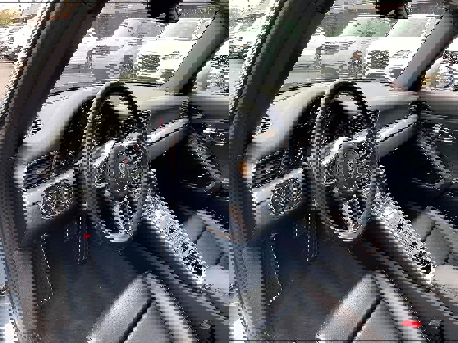 Used 2018 Porsche 911 Carrera image 13