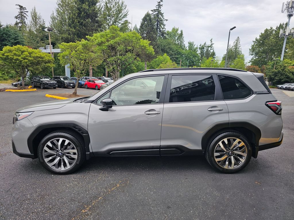 Used 2025 Subaru Forester Touring w/ Popular Package - Touring AWD/4WD image 4
