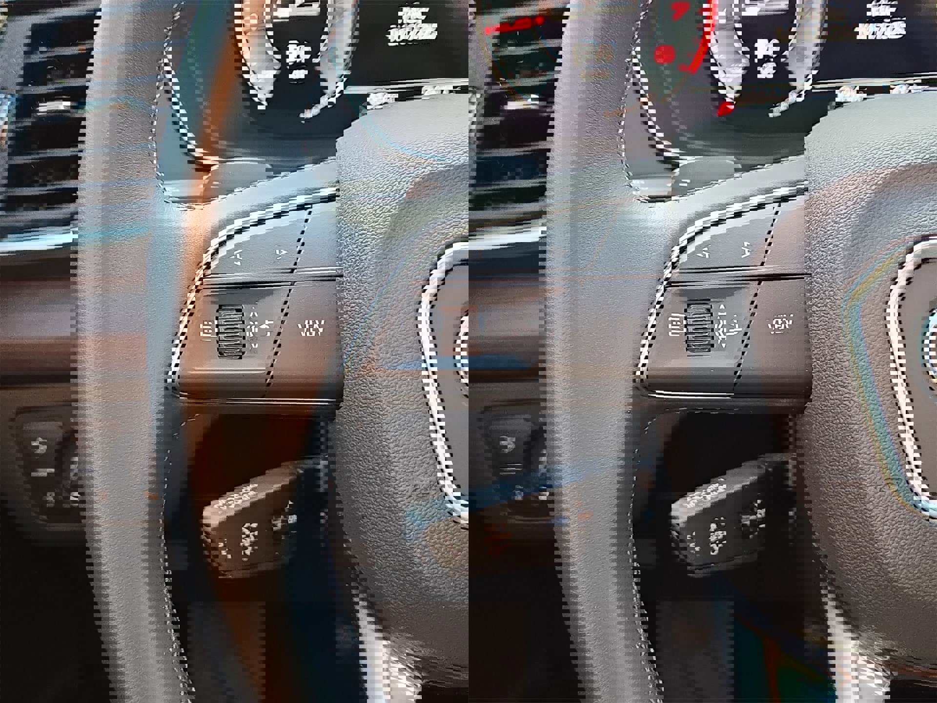 Certified 2024 Audi Q5 2.0T Premium Plus image 21