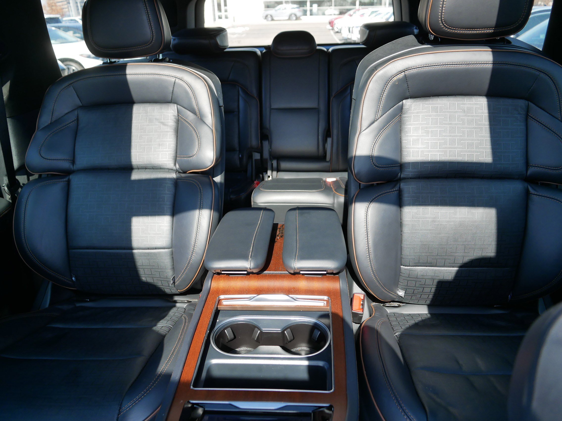 Used 2025 Lincoln Navigator L Black Label image 13