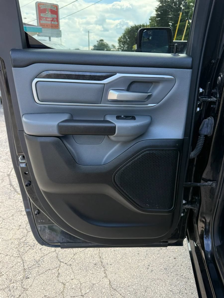 Used 2021 RAM 1500 Big Horn AWD/4WD image 11