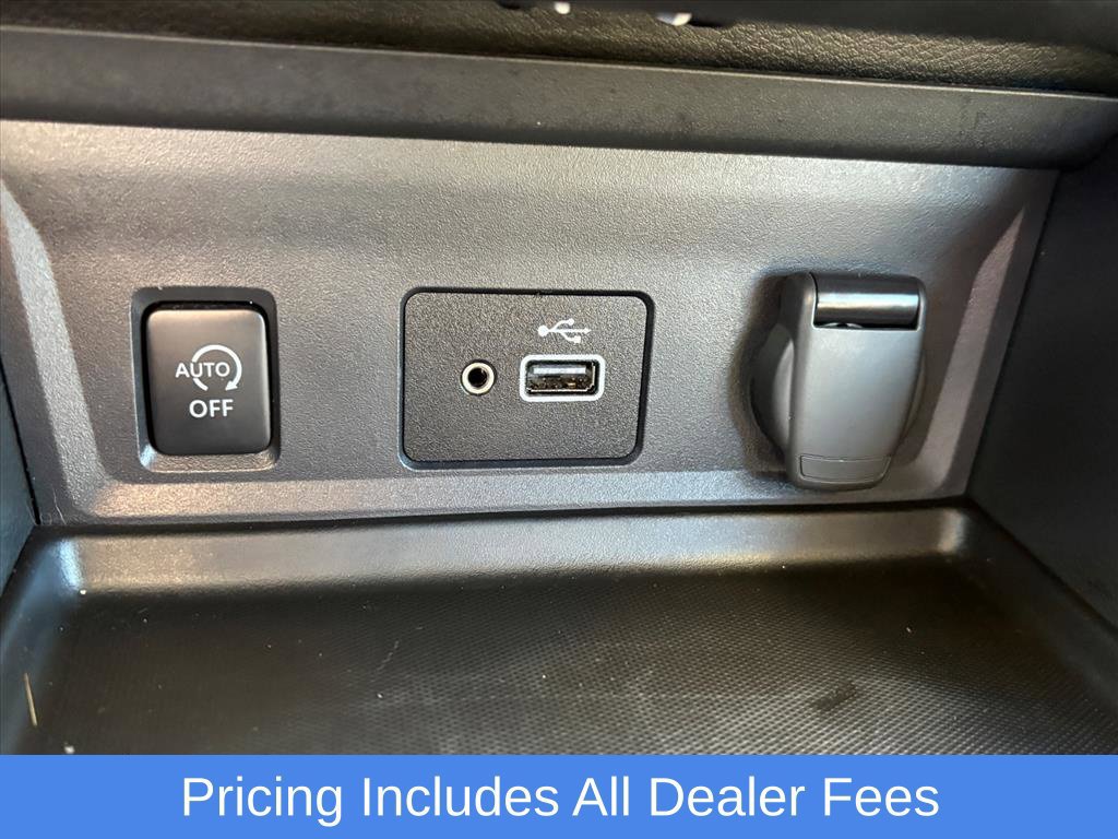Used 2025 Nissan Sentra S FWD image 24