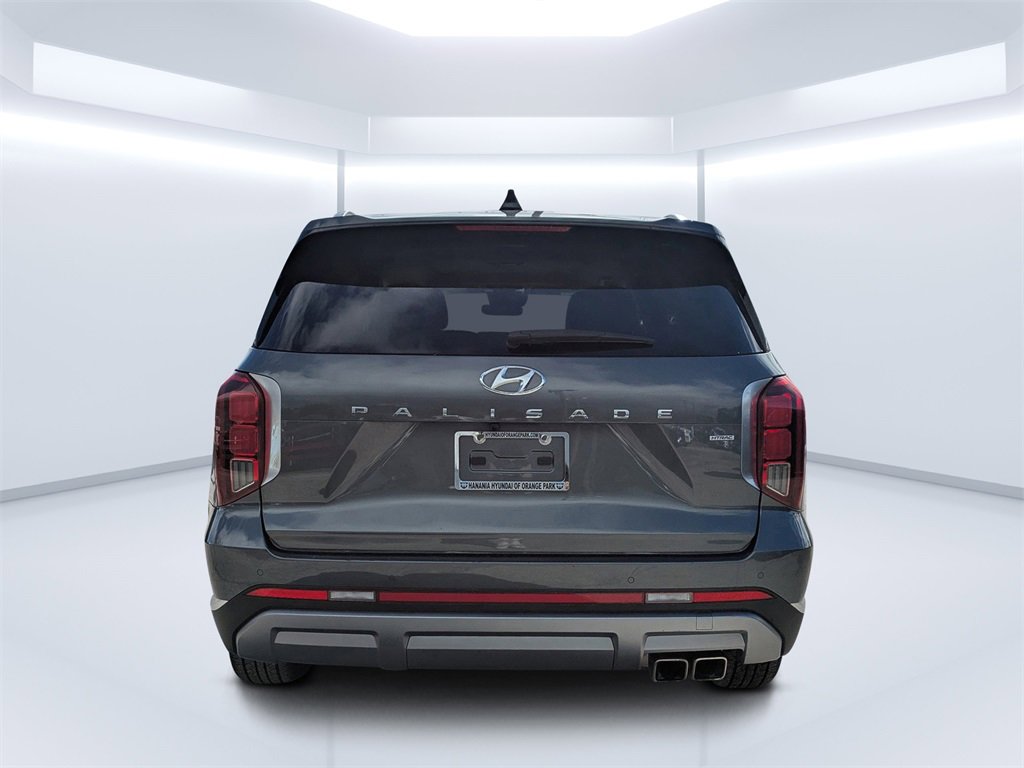 Used 2024 Hyundai Palisade Limited image 4