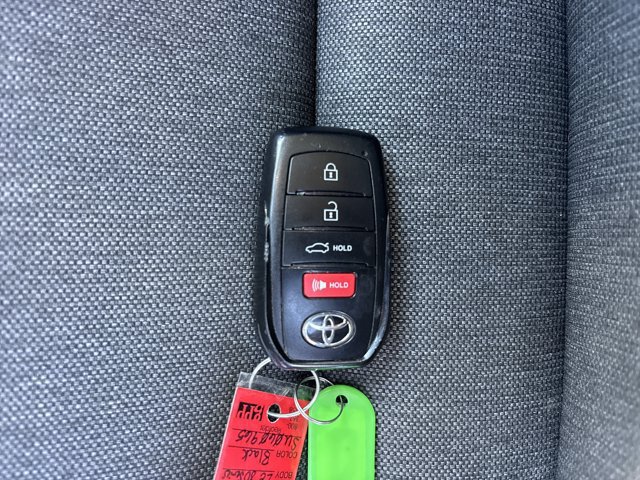 Used 2025 Toyota Camry LE FWD image 33