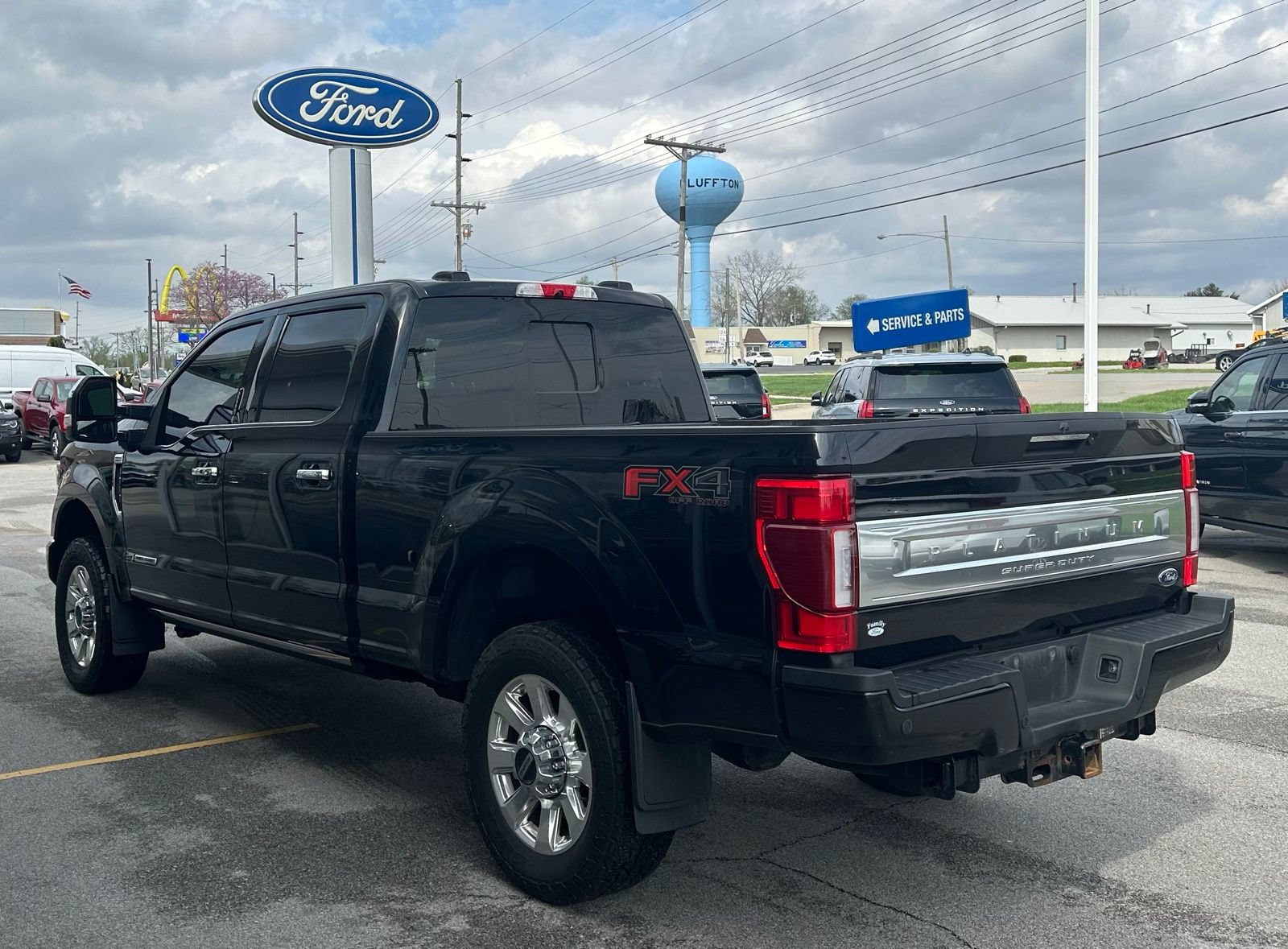 Used 2021 Ford F350 Platinum w/ FX4 Off-Road Package AWD/4WD image 5