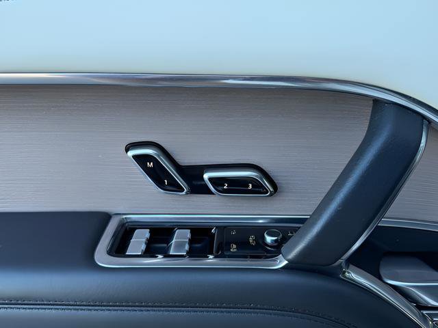 Certified 2023 Land Rover Range Rover SE image 11
