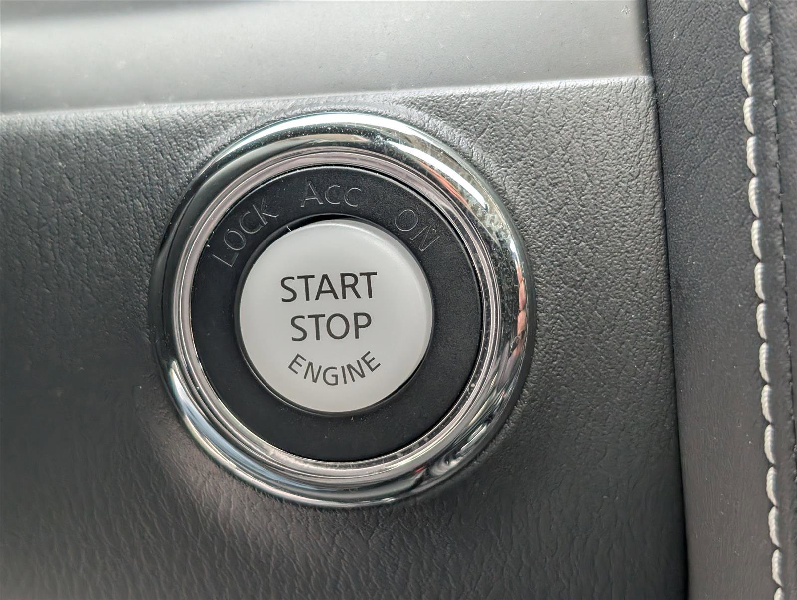 Used 2024 INFINITI QX80 Premium Select w/ Cargo Package image 30