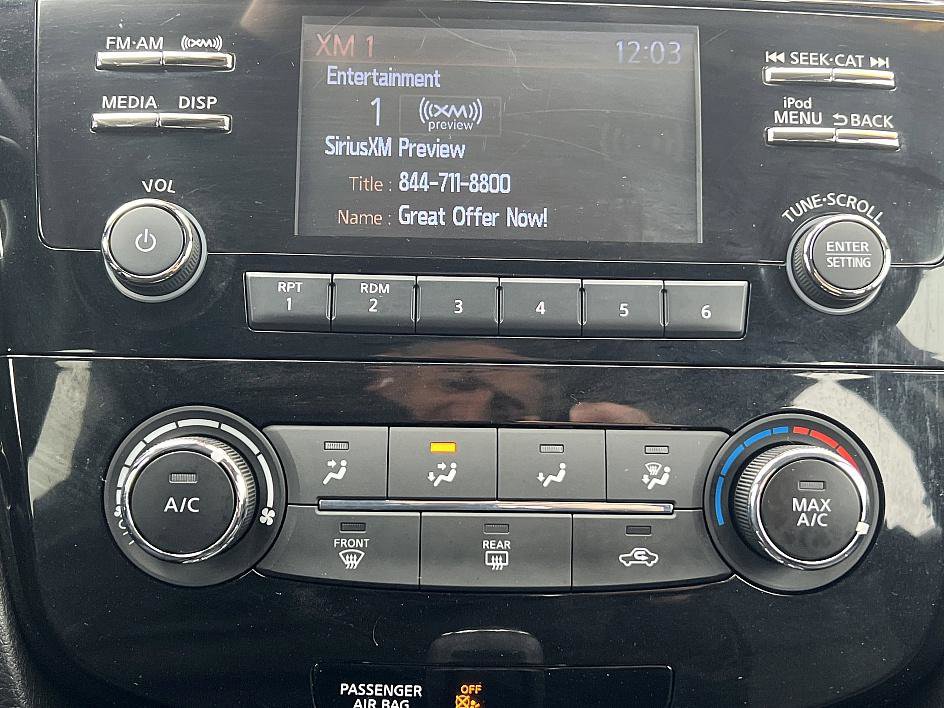 Used 2017 Nissan Rogue S image 23