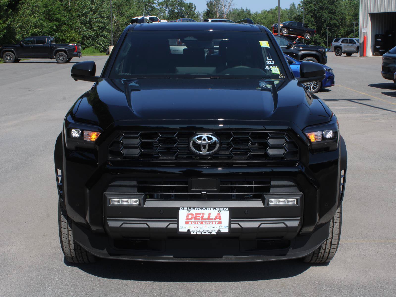 New 2026 Toyota 4Runner TRD Off-Road Premium AWD/4WD image 2