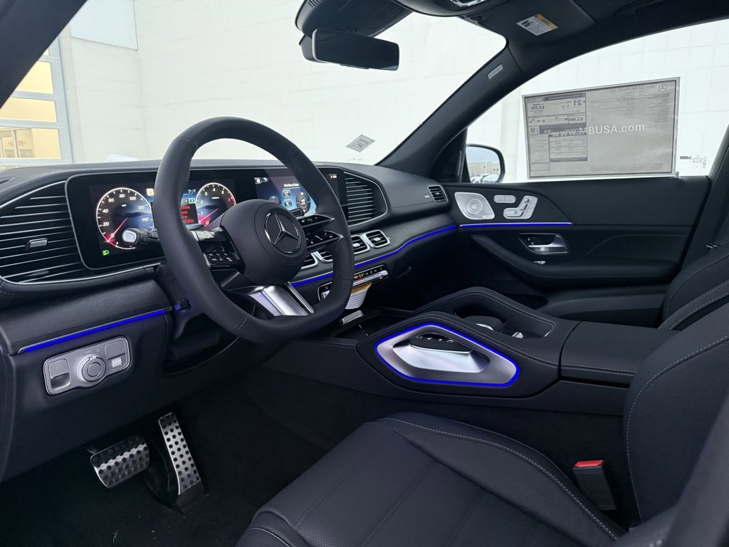 Used 2026 Mercedes-Benz GLS 450 4MATIC image 4