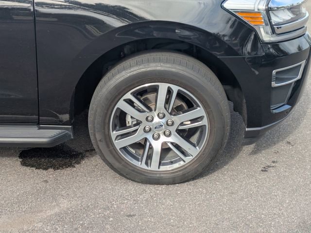 Used 2024 Ford Expedition Max Limited image 11