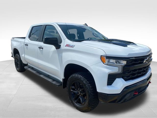 Used 2024 Chevrolet Silverado 1500 LT Trail Boss w/ Protection Package AWD/4WD image 9