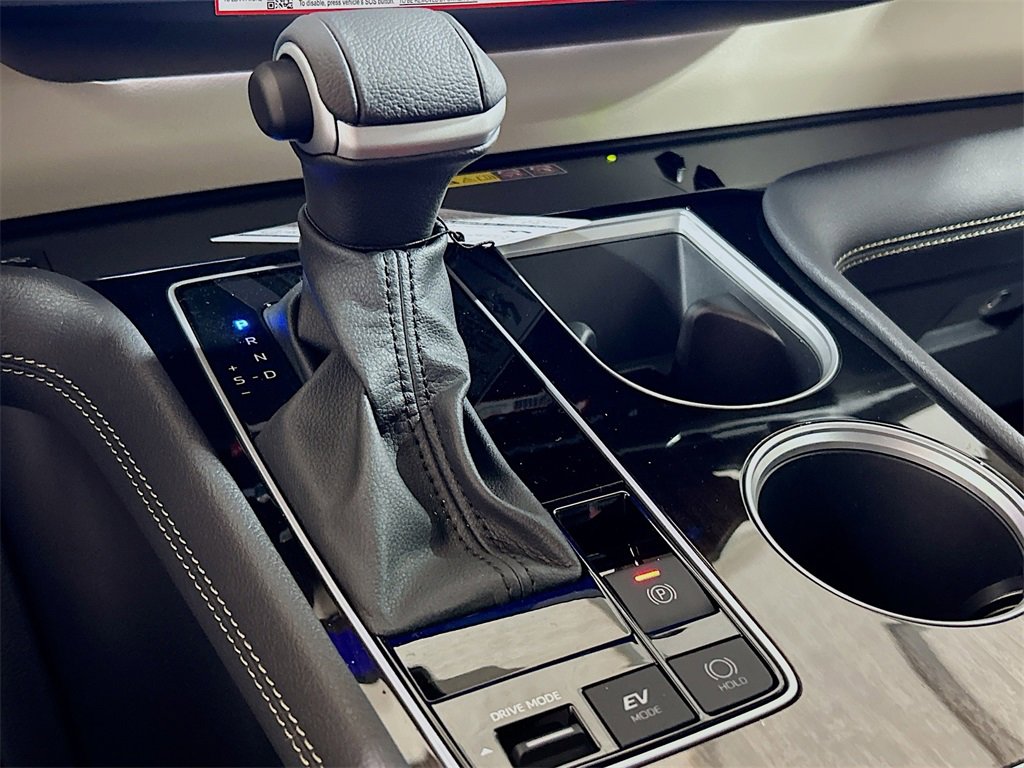New 2026 Toyota Sienna Limited image 14