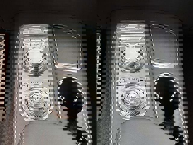 Used 2025 Genesis GV70 3.5T Sport w/ Sport Advanced Package image 23