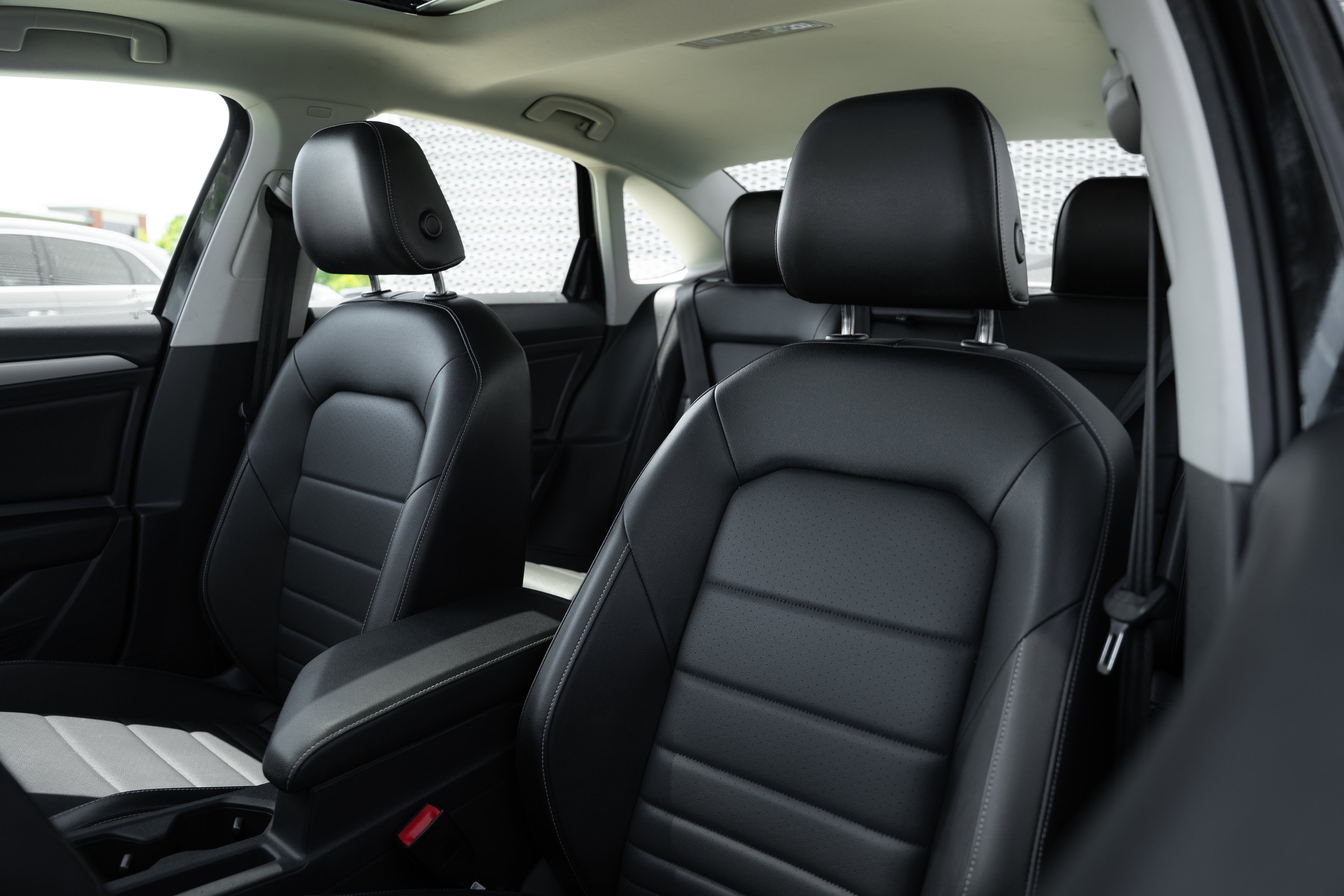 Used 2021 Volkswagen Jetta SE FWD image 21