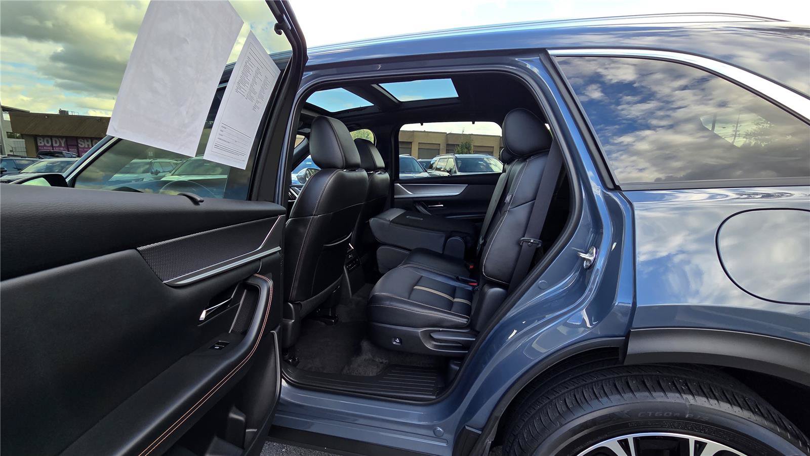 Used 2026 MAZDA CX-90 Plug-In Hybrid w/ Premium Plus AWD/4WD image 30