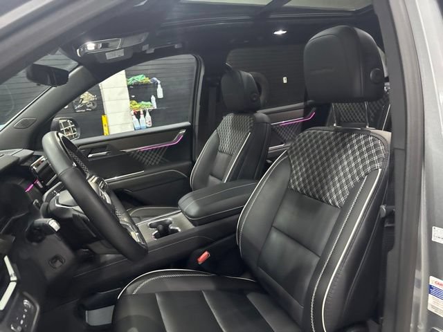 Used 2025 GMC Acadia Denali w/ Super Cruise Package AWD/4WD image 11