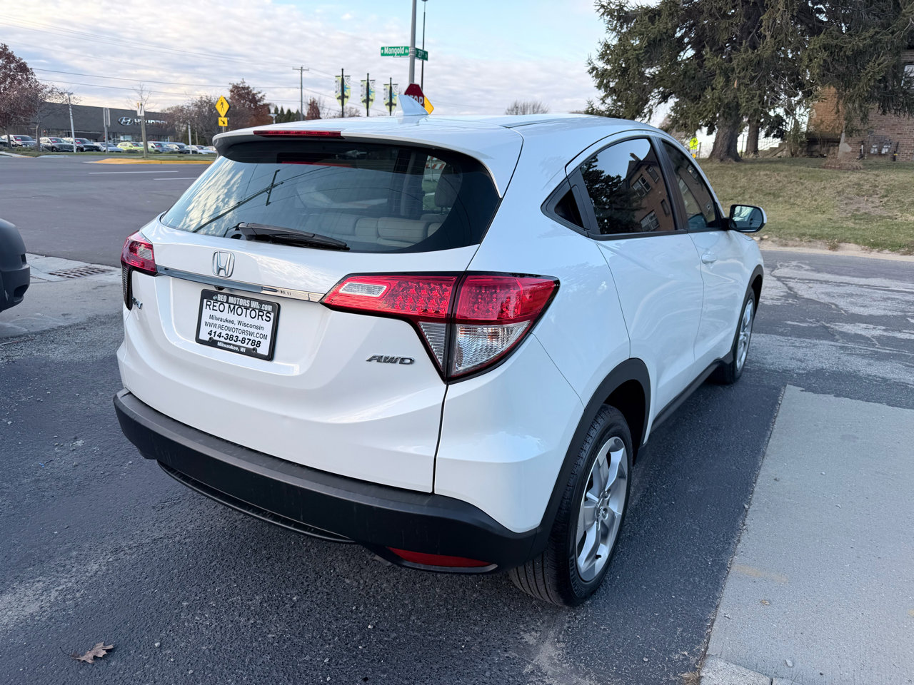 Used 2021 Honda HR-V LX image 7