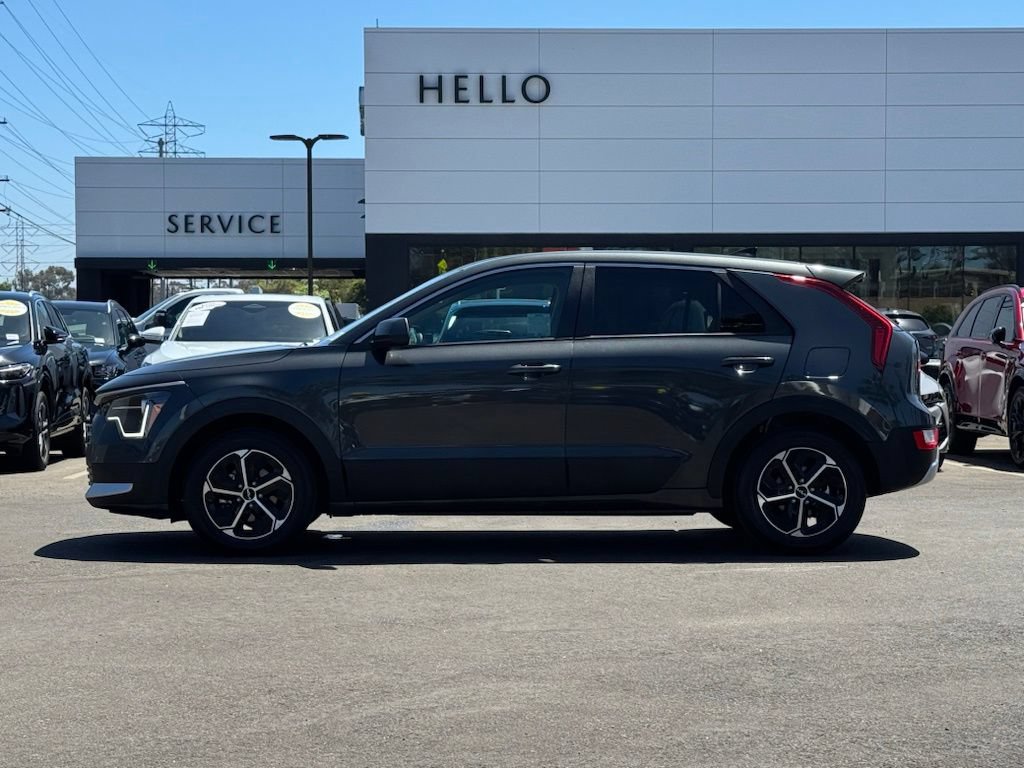 Used 2026 Kia Niro LX FWD image 8