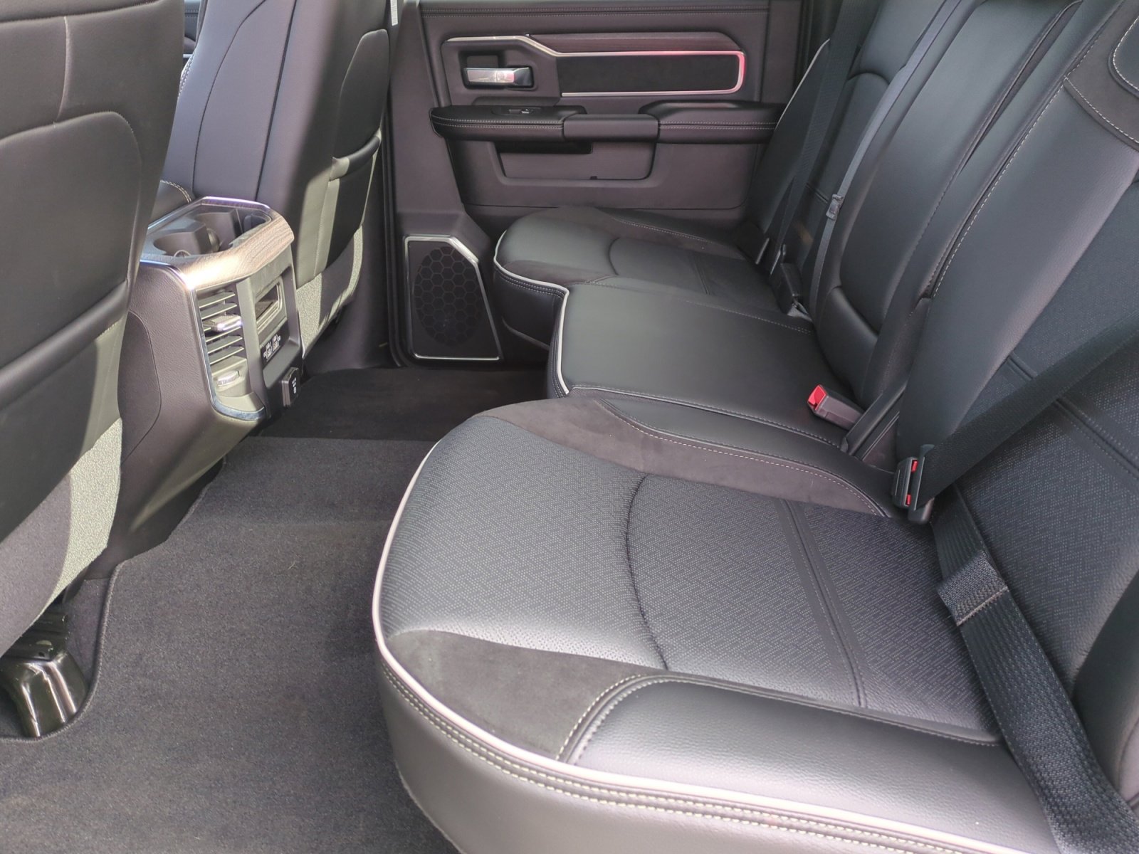 New 2026 RAM 2500 Laramie w/ Sport Appearance Package image 17