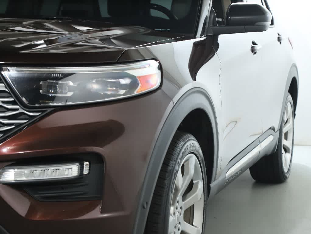 Used 2020 Ford Explorer Platinum w/ Premium Technology Package AWD/4WD image 4