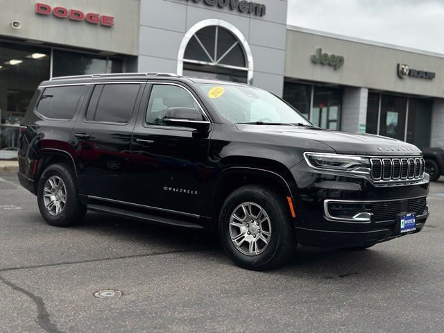 Used 2023 Jeep Wagoneer 4WD image 9