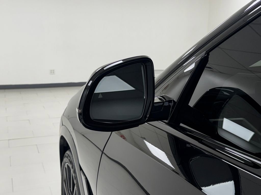 Used 2024 BMW X6 xDrive40i w/ Premium Package image 30