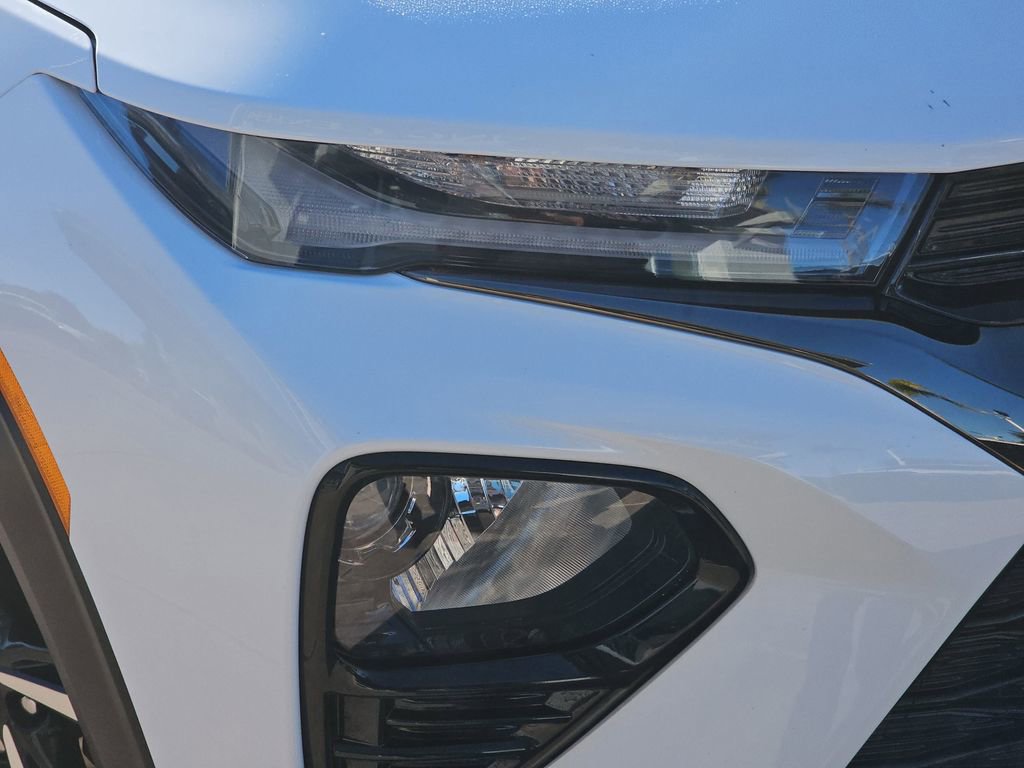Used 2023 Chevrolet TrailBlazer RS w/ Convenience Package image 32