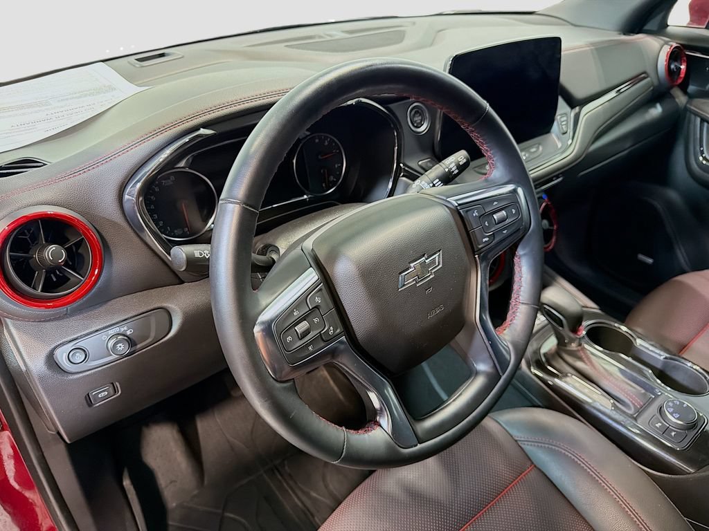 Used 2025 Chevrolet Blazer RS w/ Driver Confidence II Package AWD/4WD image 11