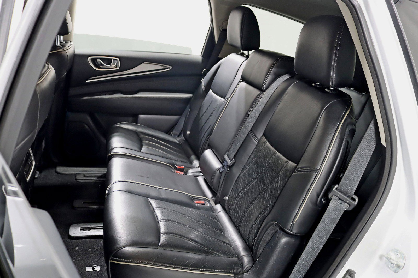 Used 2017 INFINITI QX60 Luxe AWD/4WD image 26