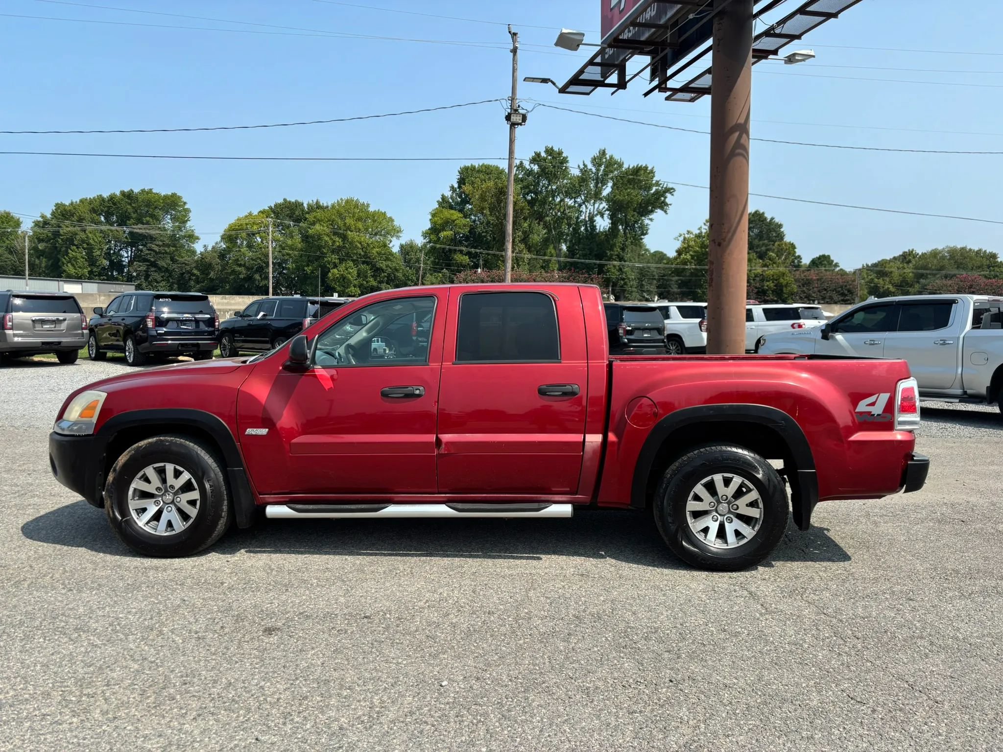 Used 2006 Mitsubishi Raider DuroCross AWD/4WD image 2
