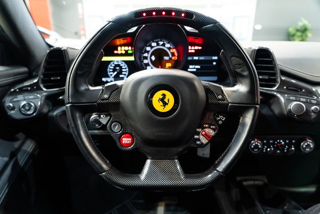 Certified 2014 Ferrari 458 Italia Coupe RWD image 5