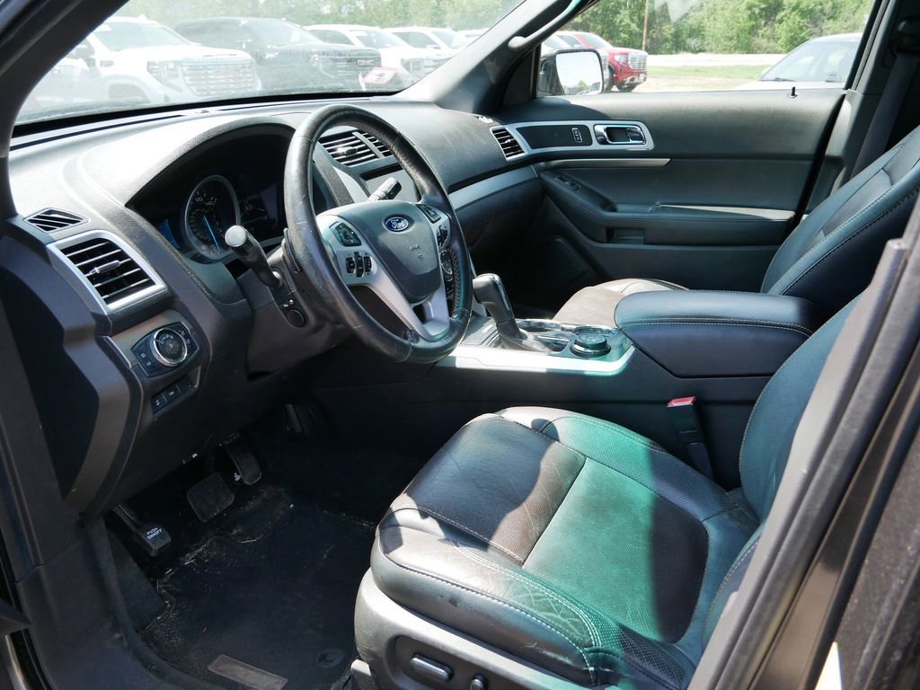 Used 2015 Ford Explorer Sport w/ Equipment Group 401A AWD/4WD image 14