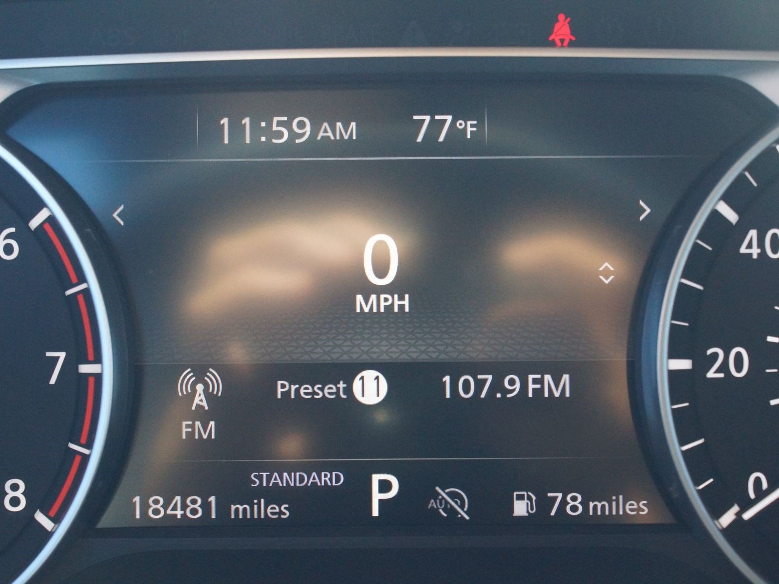 Used 2026 Nissan Rogue SV FWD image 4