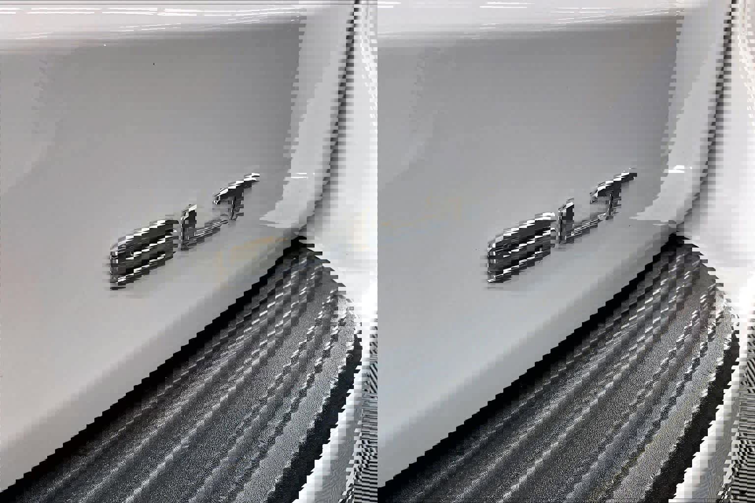 Certified 2023 GMC Yukon XL SLT w/ SLT Premium Package image 10