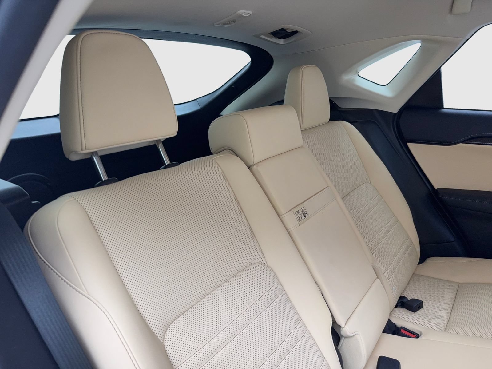 Used 2016 Lexus NX 200t FWD w/ Premium Package image 39