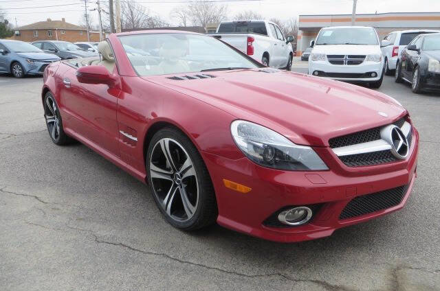 Used 2012 Mercedes-Benz SL 550 image 4