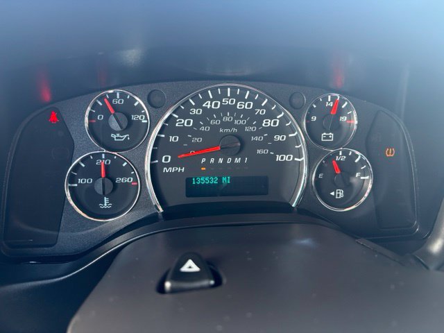 Used 2022 Chevrolet Express 2500 w/ Safety Package RWD image 26